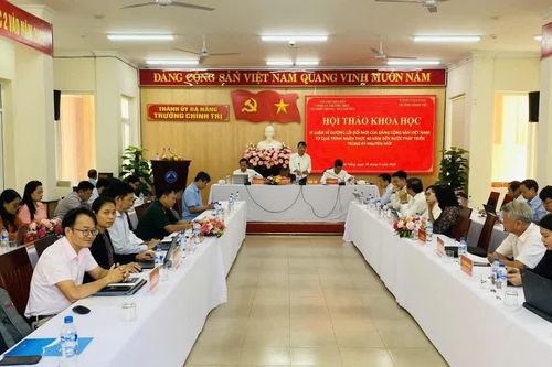 Phát triển lý luận về đường lối đổi mới của Đảng, đáp ứng yêu cầu phát triển đất nước trong kỷ nguyên mới