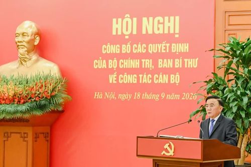 Bộ Chính trị, Ban Bí thư công bố các quyết định về công tác cán bộ