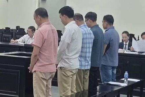 Xét xử vụ tham ô hơn 6 tỷ đồng từ việc bán dầu trên biển