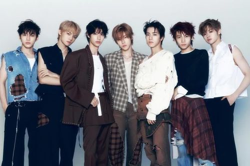 CLOSE YOUR EYES 'nhá hàng' tại '2026 The Fact Music Awards'