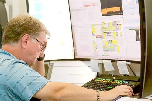 Thị trường biến động sau quyết định tăng lãi suất của FED