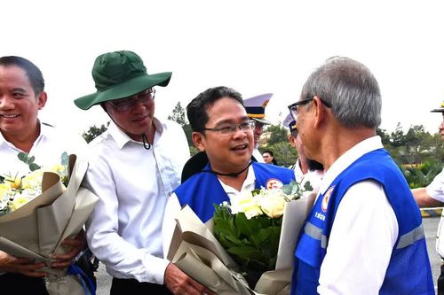 Đoàn đại biểu TPHCM kết thúc chuyến thăm quân, dân biển đảo Tây Nam và nhà giàn DK1/10