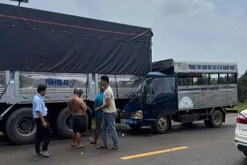 Học viên có chịu trách nhiệm vụ xe tập lái tông xe tải, thầy dạy tử vong?