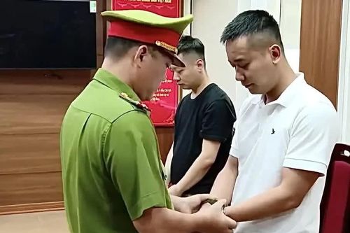 [VIDEO] Quang Linh Vlogs lĩnh án tù, nhiều doanh nghiệp tạm dừng hoạt động