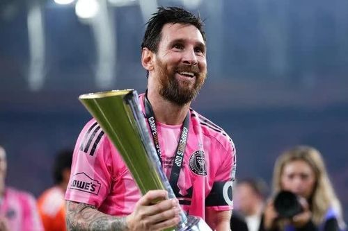 Beckham ủng hộ Messi giành Quả bóng Vàng 2026