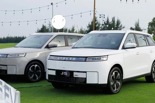 Jaecoo J5 và Omoda C5 theo nhau giảm giá cao nhất đến 150 triệu đồng