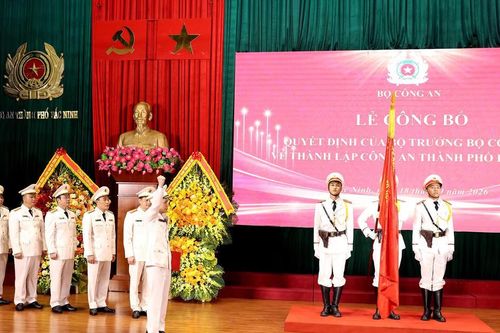 Công bố Quyết định thành lập Công an TP Bắc Ninh