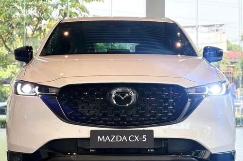 Giá Mazda CX-5 'chạm đáy' mới tại đại lý