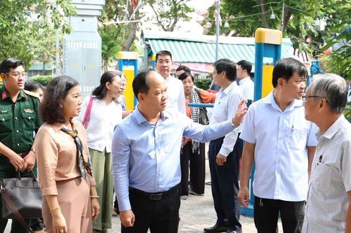 TP. HCM: Lãnh đạo phường tổ chức 'cà phê sáng' để lắng nghe và giải quyết ngay kiến nghị của dân