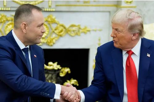 Ông Trump tiết lộ Mỹ đạt 'tiến triển lớn' trong việc lập căn cứ ở Ba Lan