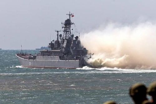 Thổ Nhĩ Kỳ đề xuất Nga và Ukraine ngừng tấn công tàu dân sự ở Biển Đen