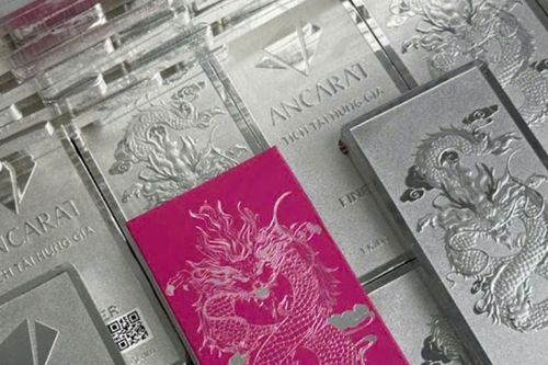 Giá bạc đồng loạt tăng, trong nước có loại đắt hơn 1 triệu đồng/kg