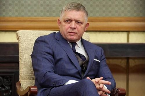 Thủ tướng Slovakia công khai phản đối Điều 5 của NATO