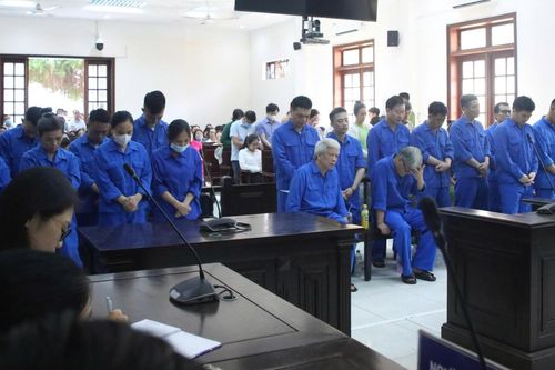 Làm sai lệch hàng loạt bệnh án tâm thần, hai cựu viện trưởng lĩnh án