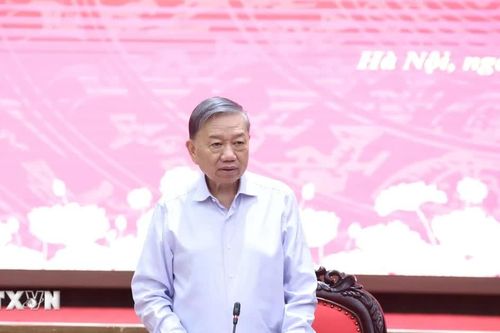 'Thủ đô phải đi đầu trong xây dựng đội ngũ cán bộ'