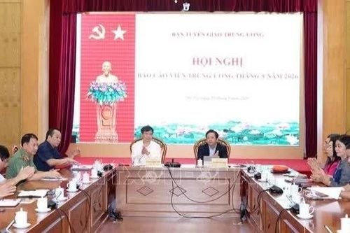 Tuyên truyền hiệu quả đường lối đối ngoại và mục tiêu tăng trưởng kinh tế