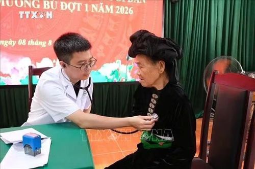 Đưa chăm sóc sức khỏe chủ động đến người dân vùng cao