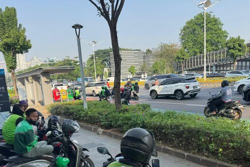 Indonesia: Thu nhập tài xế xe công nghệ chịu nhiều sức ép