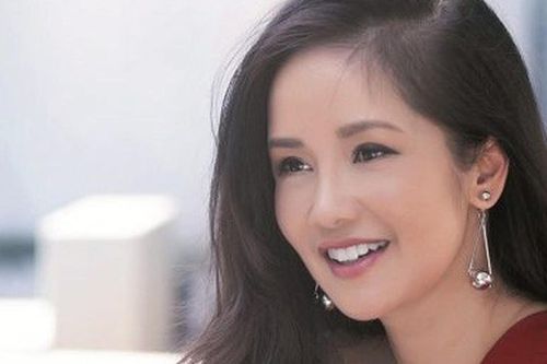Hình ảnh mới lạ của diva 'Bống' ở tuổi U60