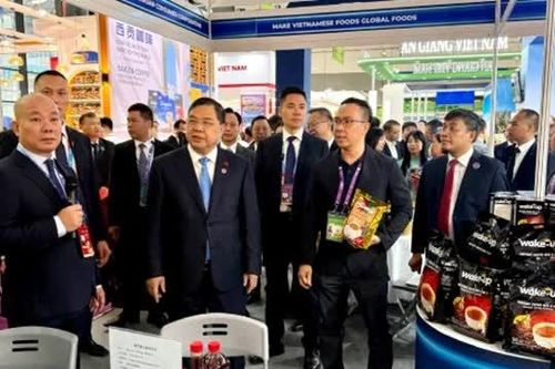 Việt Nam tham dự hội chợ CAEXPO và hội nghị CABIS lần thứ 23
