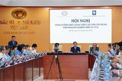 Dư nợ tín dụng tăng, doanh nghiệp nhỏ và vừa vẫn khó tiếp cận