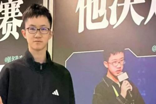 "Elon Musk tương lai" của Trung Quốc gây sốt với tài năng AI, phương pháp học từ vựng thu hút 20 triệu lượt xem