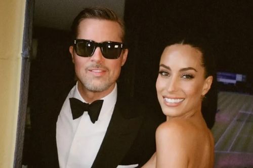 Brad Pitt tiết lộ chuyện lạc mất bạn gái tại 'đám cưới thế kỷ' của Taylor Swift