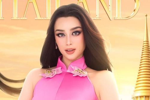 Emoura Phạm ghi điểm khi vừa đến Thái Lan thi Miss Grand 2026
