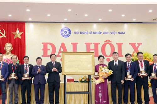 Nhiếp ảnh Việt Nam giữ vững bản sắc, đổi mới sáng tạo, chủ động hội nhập