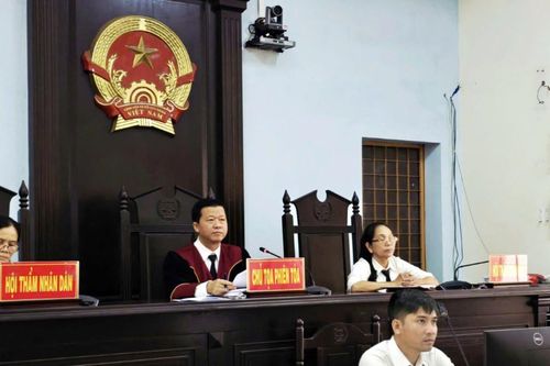 Xét xử trực tuyến liên tỉnh, giảm áp lực áp giải