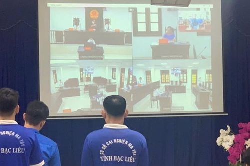TAND khu vực 6 – Cà Mau tổ chức phiên tòa xét xử rút kinh nghiệm trực tuyến vụ án hình sự