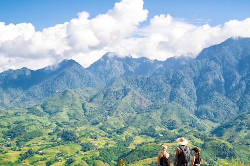 Lào Cai khẳng định vị thế trung tâm du lịch vùng Tây Bắc