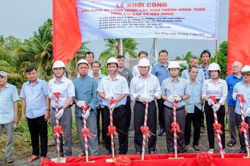 Chính quyền Rạch Giá và Hòa Hưng lắng nghe, giải quyết ý kiến nhân dân