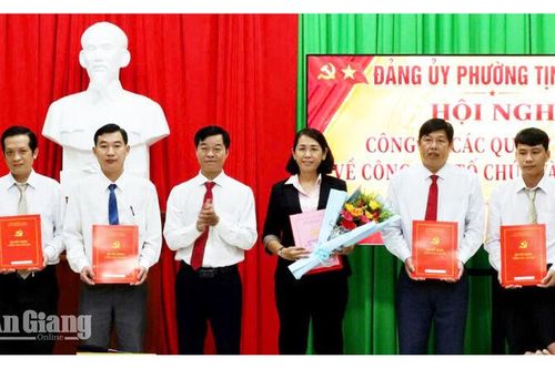 Đảng ủy phường Tịnh Biên thành lập 9 chi bộ mới