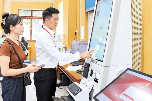 Phường Bắc Giang: Tích cực chuyển đổi số, lấy dữ liệu làm nền tảng