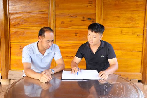 Bài 3: Người đi trước dẫn bước người đi sau