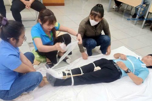Khóa học sơ cấp cứu căn bản - Kỹ năng vàng ứng phó sự cố bất ngờ