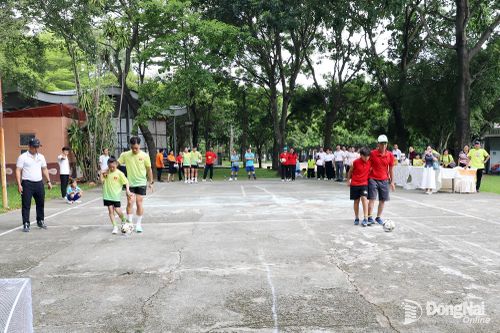 Gia đình hạnh phúc - nền tảng của thành phố đáng sống