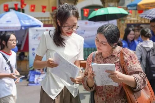 Dự kiến bỏ điểm cộng IELTS từ năm 2027: Chứng chỉ ngoại ngữ còn được dùng thế nào?