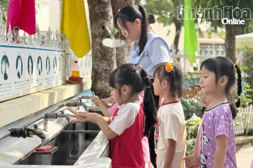Phòng, chống bệnh tay chân miệng: Cần sự phối hợp từ gia đình và nhà trường