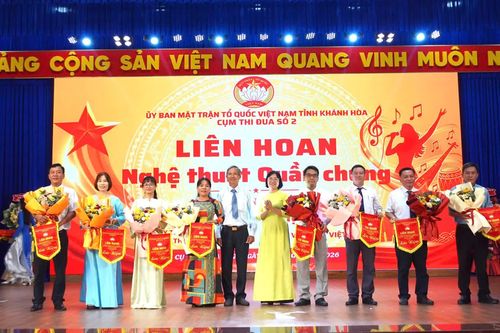 8 đội Cụm thi đua số 2 Ủy ban MTTQ Việt Nam tỉnh Khánh Hòa tham gia Liên hoan nghệ thuật quần chúng