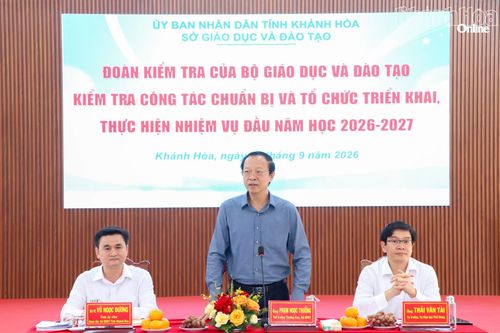 Bộ Giáo dục và Đào tạo kiểm tra công tác tổ chức năm học mới tại Khánh Hòa