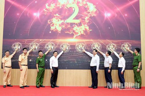 Ra mắt mô hình “Phường Hoa Lư an toàn giao thông”