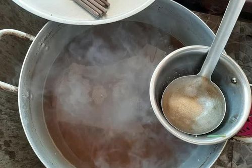 Giải pháp chuẩn hóa chất lượng nước dùng cho chuỗi nhượng quyền bằng bộ nồi nấu phở thông minh