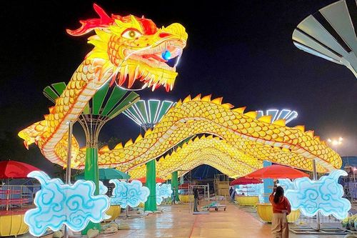 Dựng hình mùa trăng dựng nghề từ văn hóa