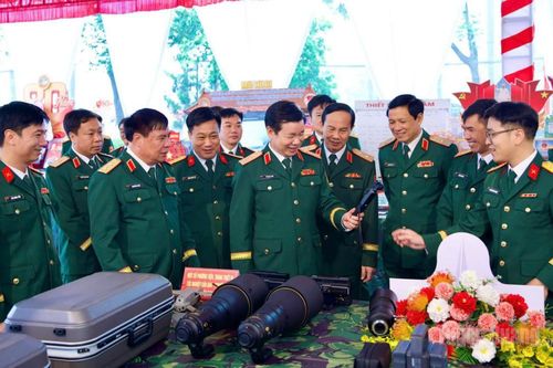 Cục Chính trị Quân khu 2 kỷ niệm 80 năm Ngày truyền thống