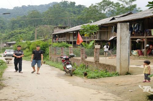 Gỡ khó giao thông ở các xã vùng cao