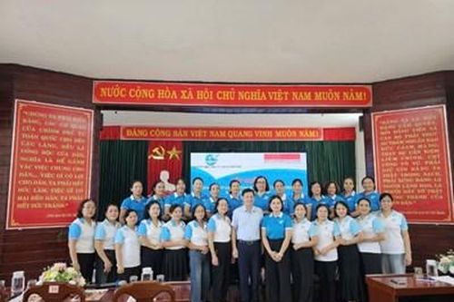 Lồng ghép giới vào kế hoạch phát triển kinh tế - xã hội ở cơ sở