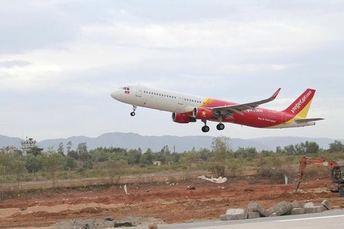 Đường cất hạ cánh số 2 Cảng hàng không Phù Cát bay thương mại kể từ ngày 29/10