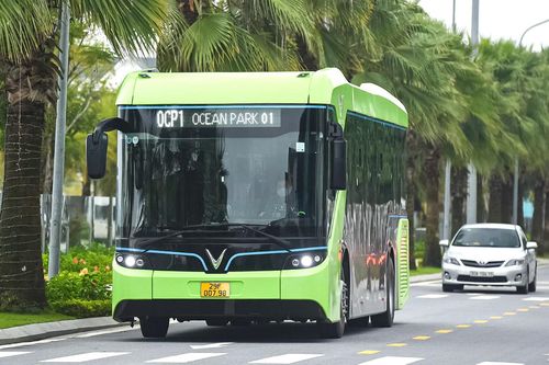 Từ ưu đãi thuế đến hỗ trợ mua xe: Chính sách nào đang thúc đẩy giao thông xanh?